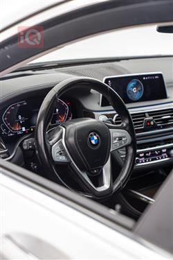 بی ئێم دەبڵیو سیریەس 7